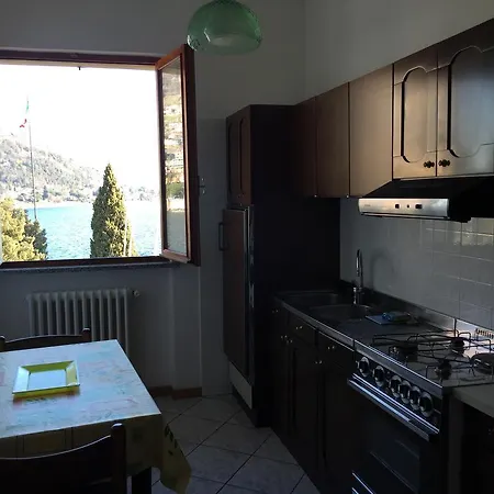 Lake Como View * Gravedona