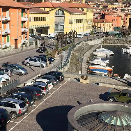 Daire Lake Como View