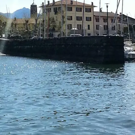 Daire Lake Como View *